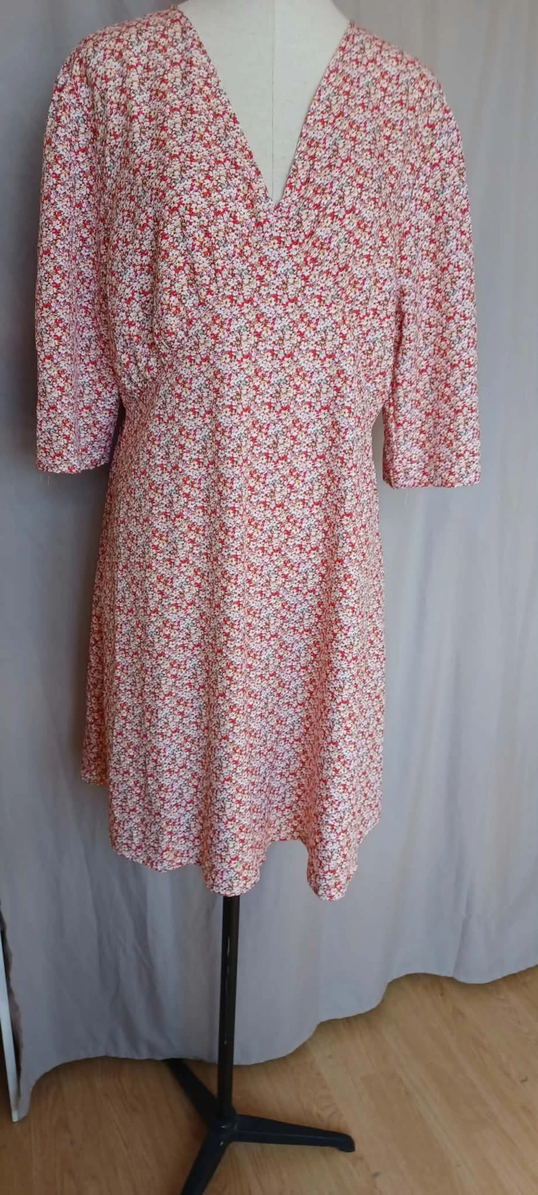 Très jolie robe d'été femme T 3